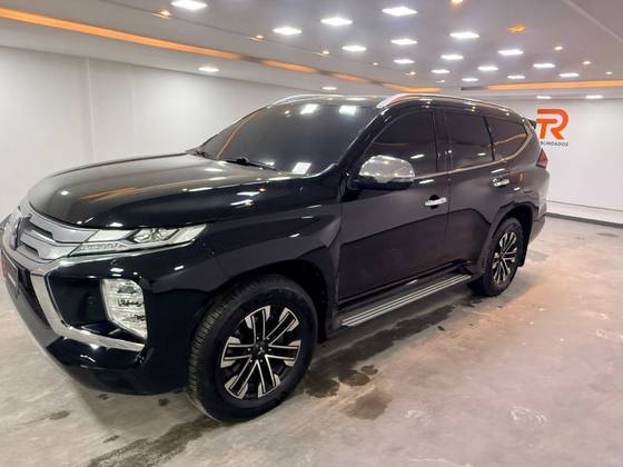MITSUBISHI PAJERO SPORT 2.4 16V MIVEC TURBO DIESEL HPE AWD AUTOMÁTICO MITSUBISHI PAJERO SPORT 2.4 16V MIVEC TURBO DIESEL HPE AWD AUTOMÁTICO